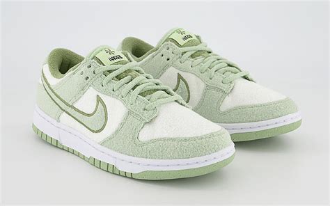 Nike Dunk. Nike CH